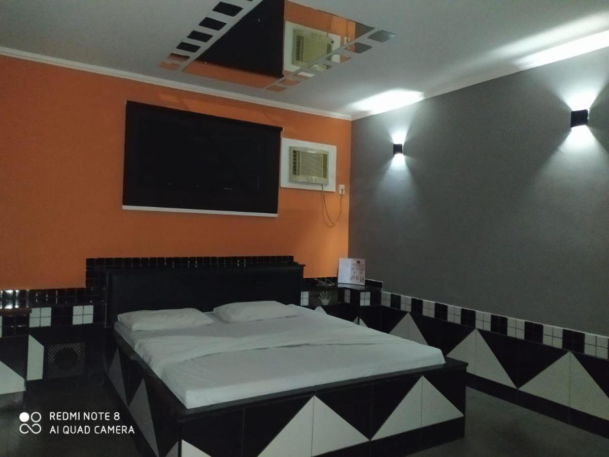 Movie Inn Motel E Hospedagem (Adults Only) Рибейран-Прету Экстерьер фото